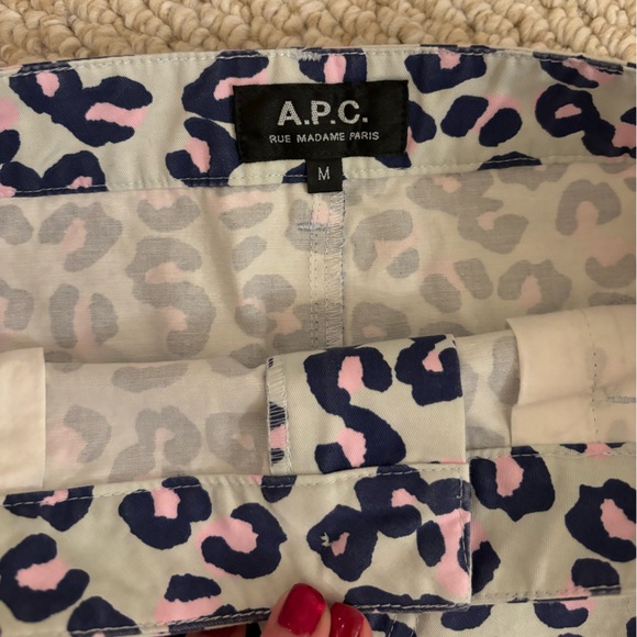 A.P.C. Animal Print Mini Skirt Size Medium - Picture 4 of 8